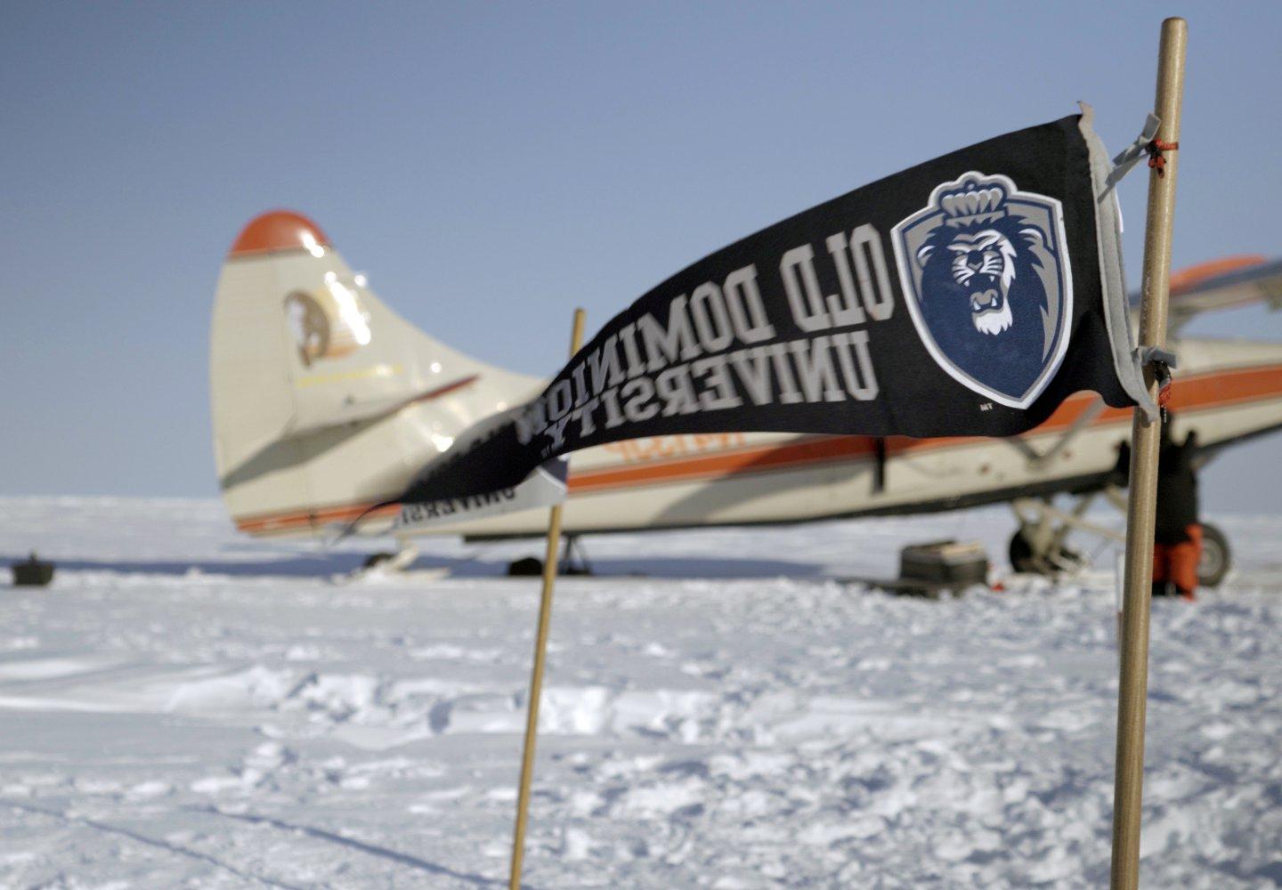 ODU Flag waving in Artic